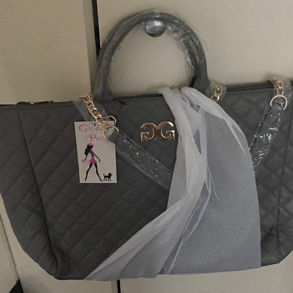 Chic Gray Quilted Tote Bag with Gold Accents - Picture 2 of 6